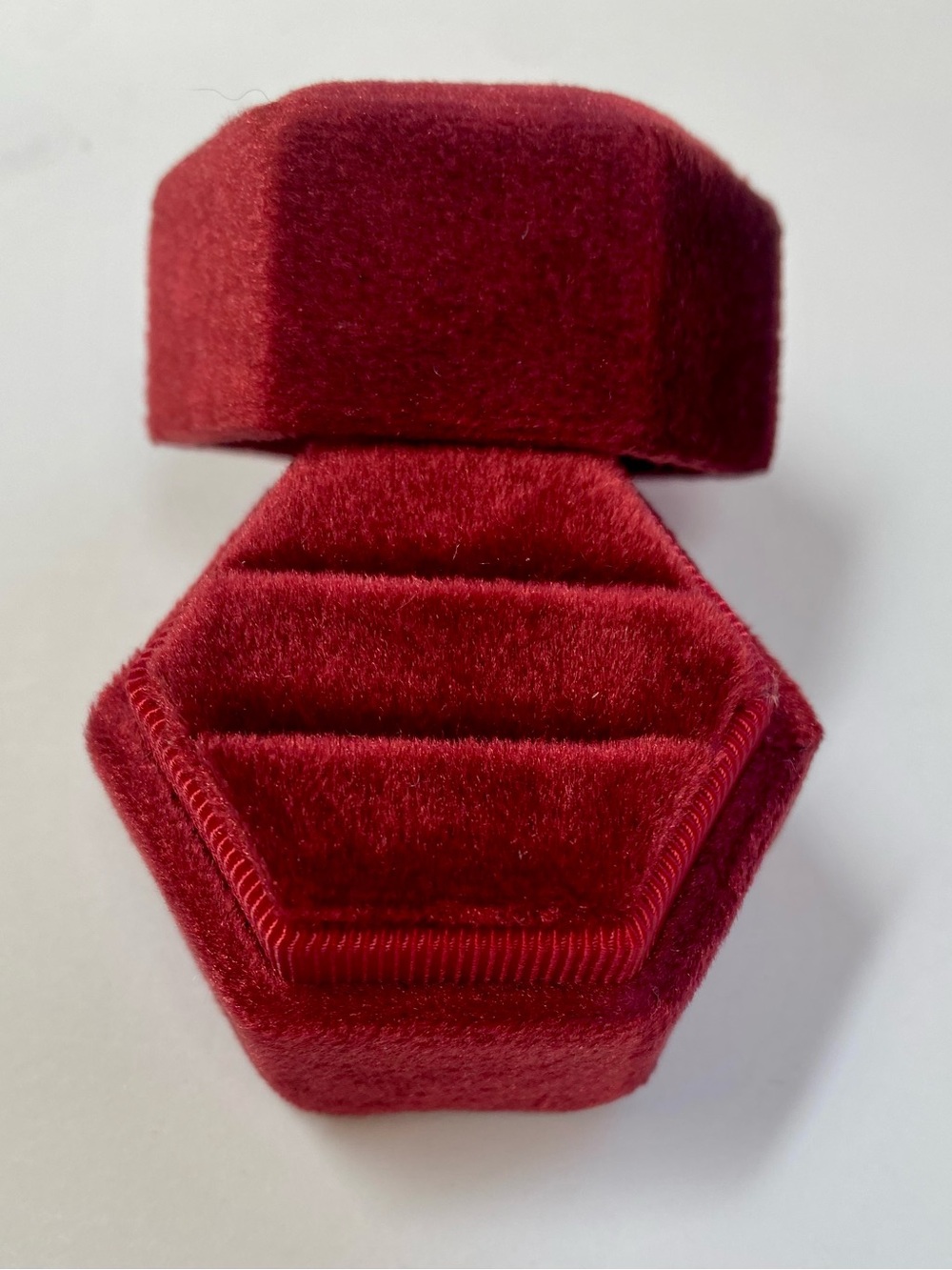 Velvet Ring Box, Burgundy Red Hexagon Ring Box Double Slot Two Ring Storage Box